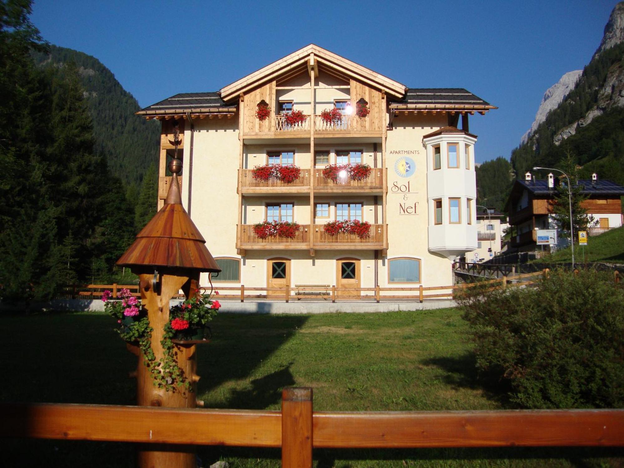 Apartments Sol E Nef Rocca Pietore Exteriér fotografie