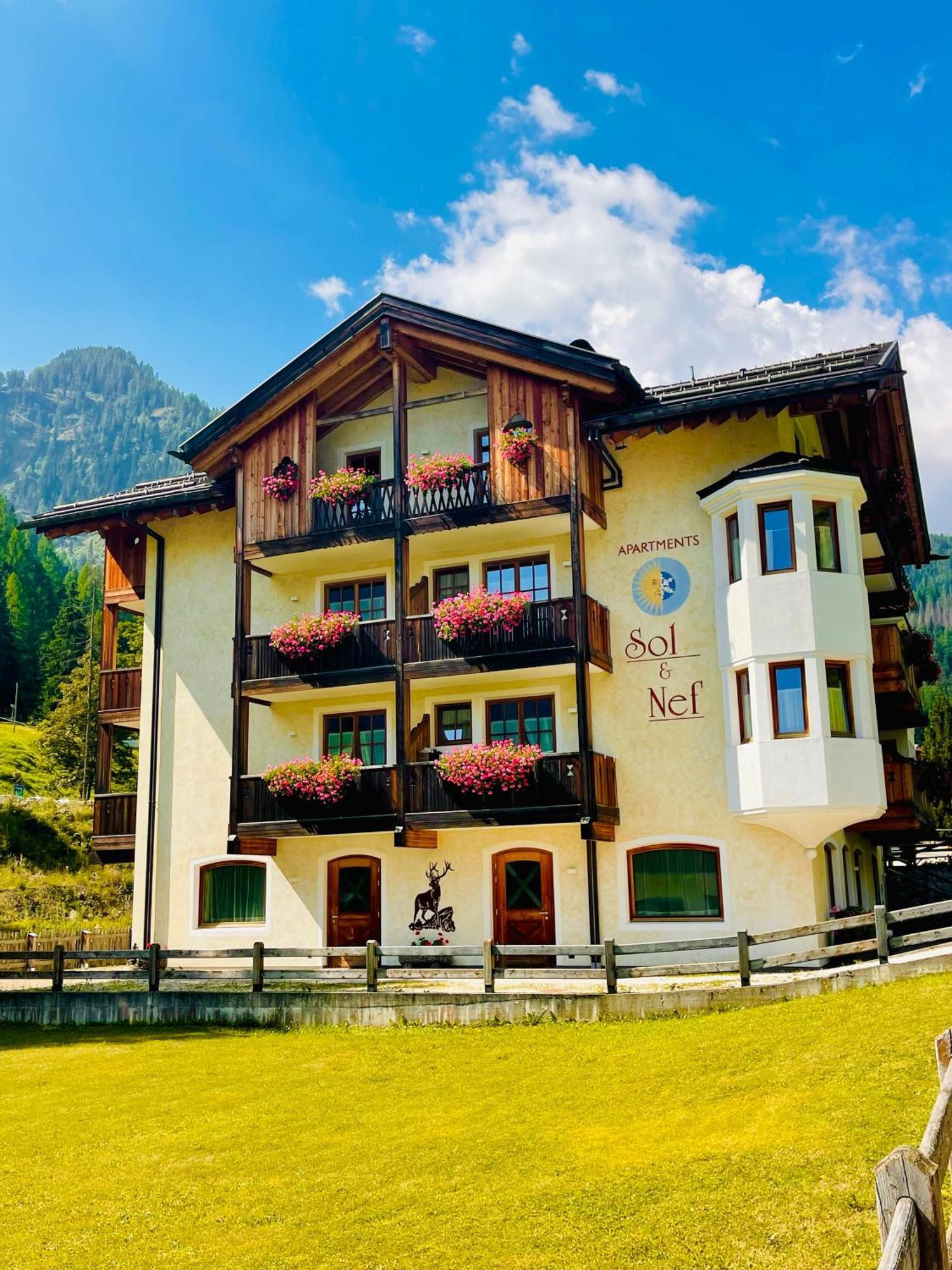 Apartments Sol E Nef Rocca Pietore Exteriér fotografie